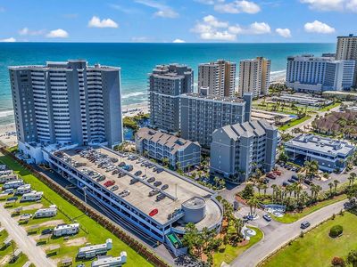 158 Seawatch Dr. #1411