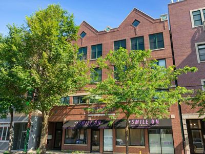 1350 W Belmont Ave APT A