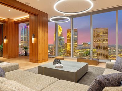 255 Hennepin Ave #3505