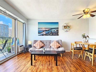 1909 Ala Wai Blvd APT 601