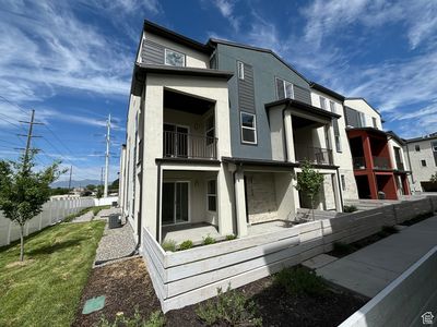 949 W Coalburn Way UNIT 104