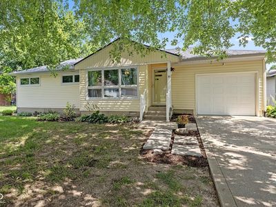 16 E North St
