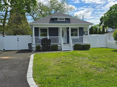87 Willett Avenue