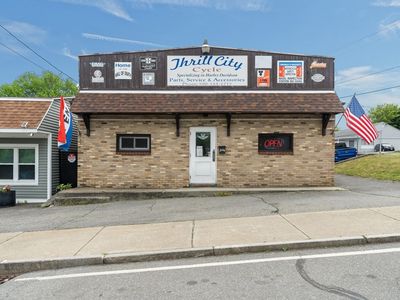 202-204 Pinehurst Ave