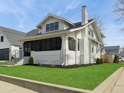 903 N Vail Ave