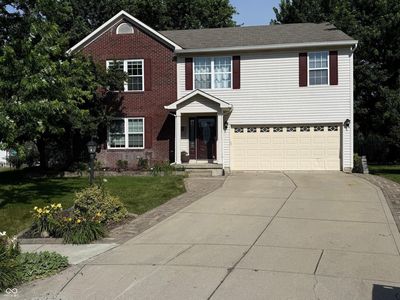 Property at 10706 Sunburst Ct, Noblesville, IN