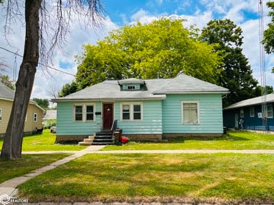 Property at 307 S Woodlawn Ave, Lake City, IA