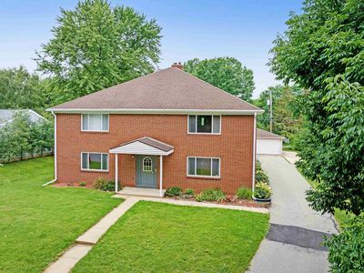 426 Rushmore Ln