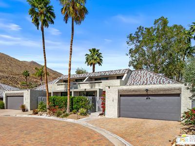 120 E Perlita Cir