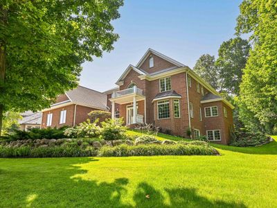 S76W25745 Prairieside DRIVE