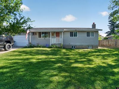 1585 Wyoming Dr