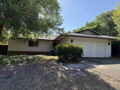 4410 Shade Rd