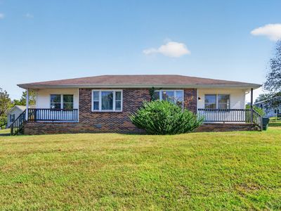 Property at 128 Batey Cir, Dickson, TN