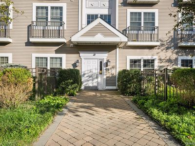 5 Minerva Place #2C