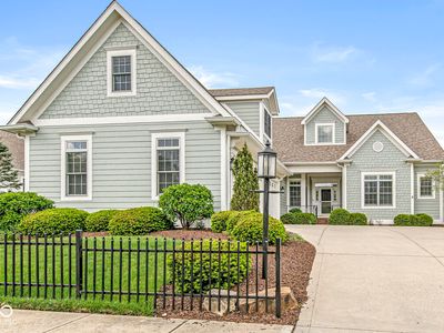 764 Hanover Close