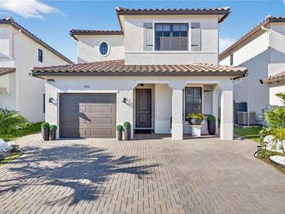 5585 Cobalto WAY