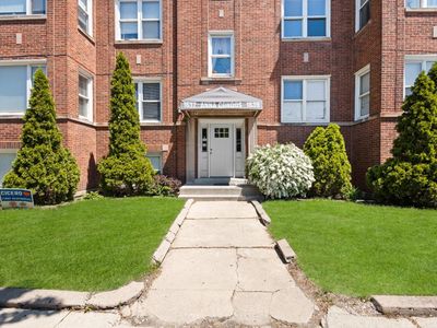Property at 1637 S 48th Ct #9, Cicero, IL