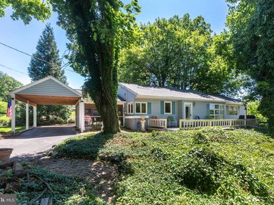 1023 Cherrytown Rd