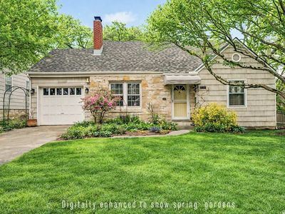 Property at 5212 W 57th Ter, Roeland Park, KS