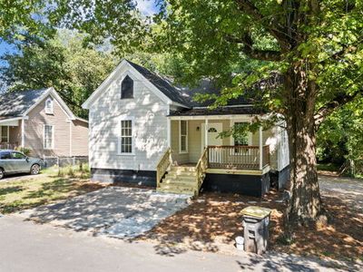 335 S McLin St SW