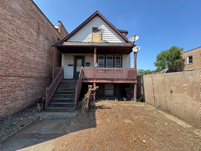 4334 W Division St