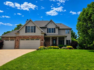 30 Long Grove Dr