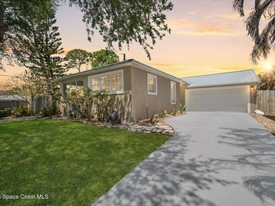 120 Country Woods Pl