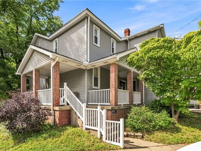 1349 Beechwood Blvd