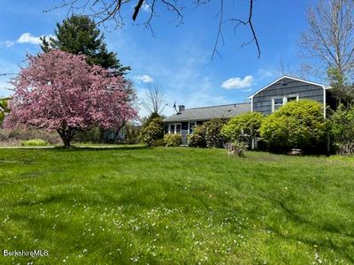 42 Mount Washington Rd