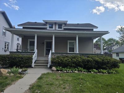 215 Brown St