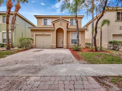 4414 Lake Lucerne Circle