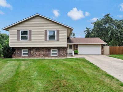 27 Spring Valley Ln