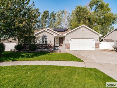 4152 E Rulon Cir