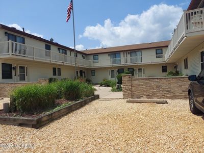 102 Grand Central Avenue #5
