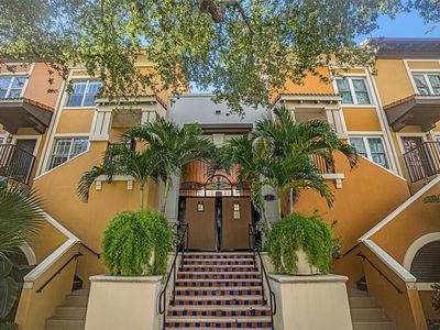 200 4th Ave S UNIT 425