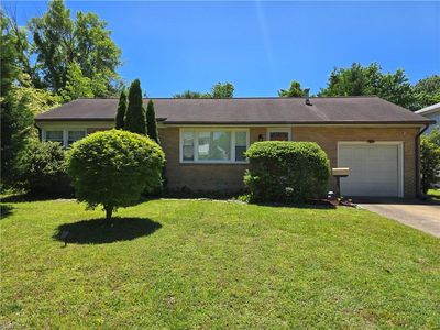 16 Bonaire Dr