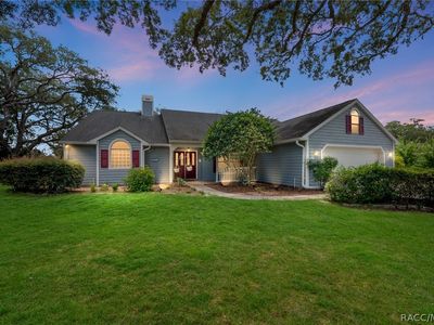 4611 N Rushmore Loop