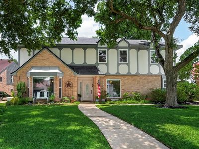 3174 La Quinta Dr