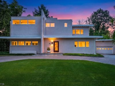 94 Oakwood Dr