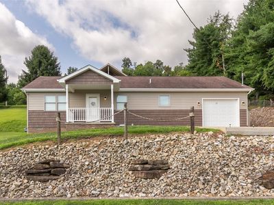 27 Mannina Ave