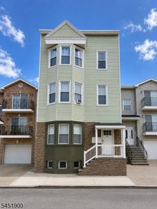 74 Chambers St #4
