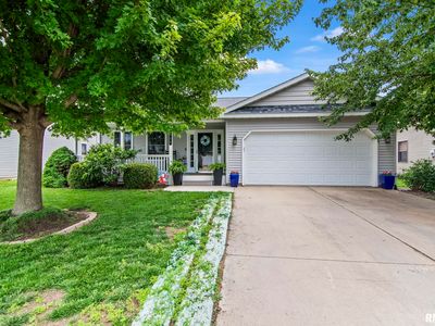 Property at 411 Pine View Dr, Auburn, IL