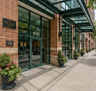 400 W Ontario St APT 1508