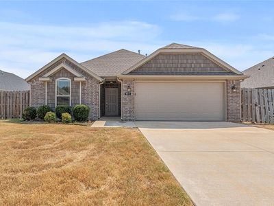 951 Lakeview Dr