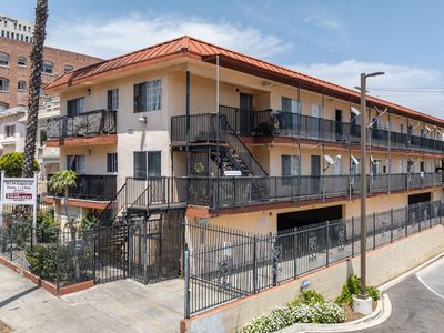 756 S New Hampshire Ave