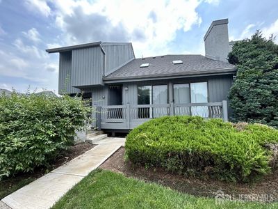 89 Linda Ln