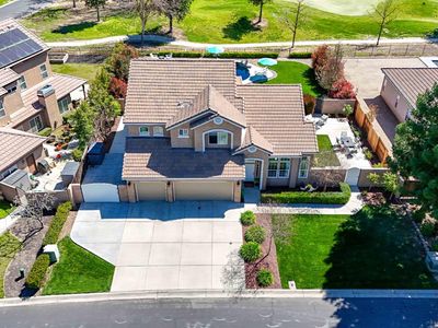 6613 Desert Springs St