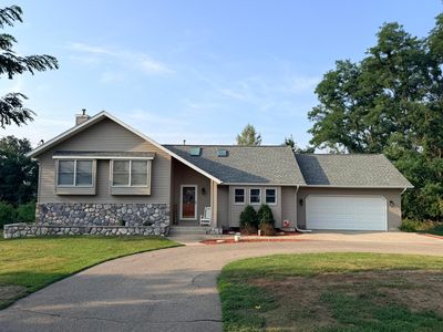 1055 Miller Rd