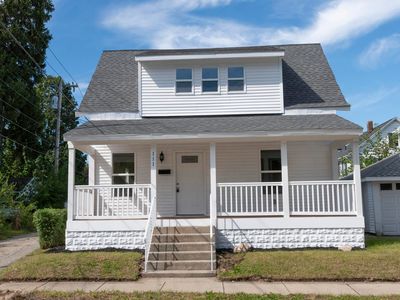 111 Campbell St
