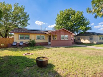 3204 Pryor St